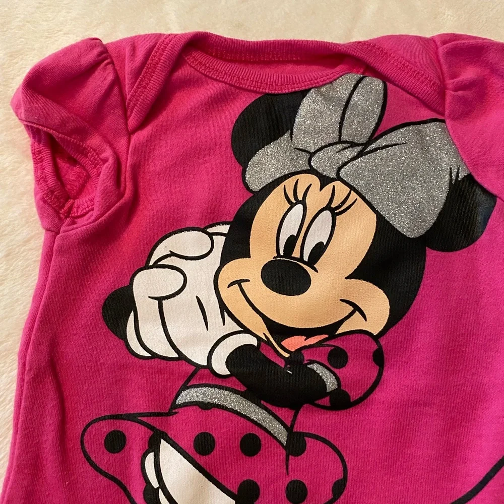 🥰Disney Baby girl onesie size 0-3M🥰